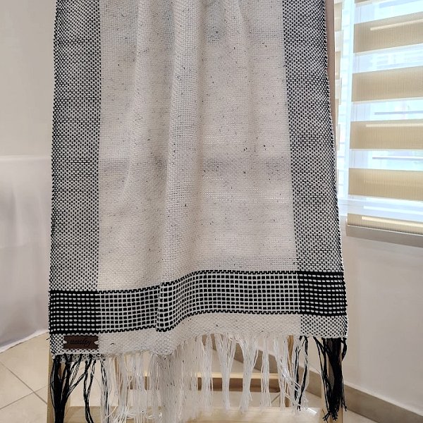 Pashmina Corel tejidas en telar artesanales